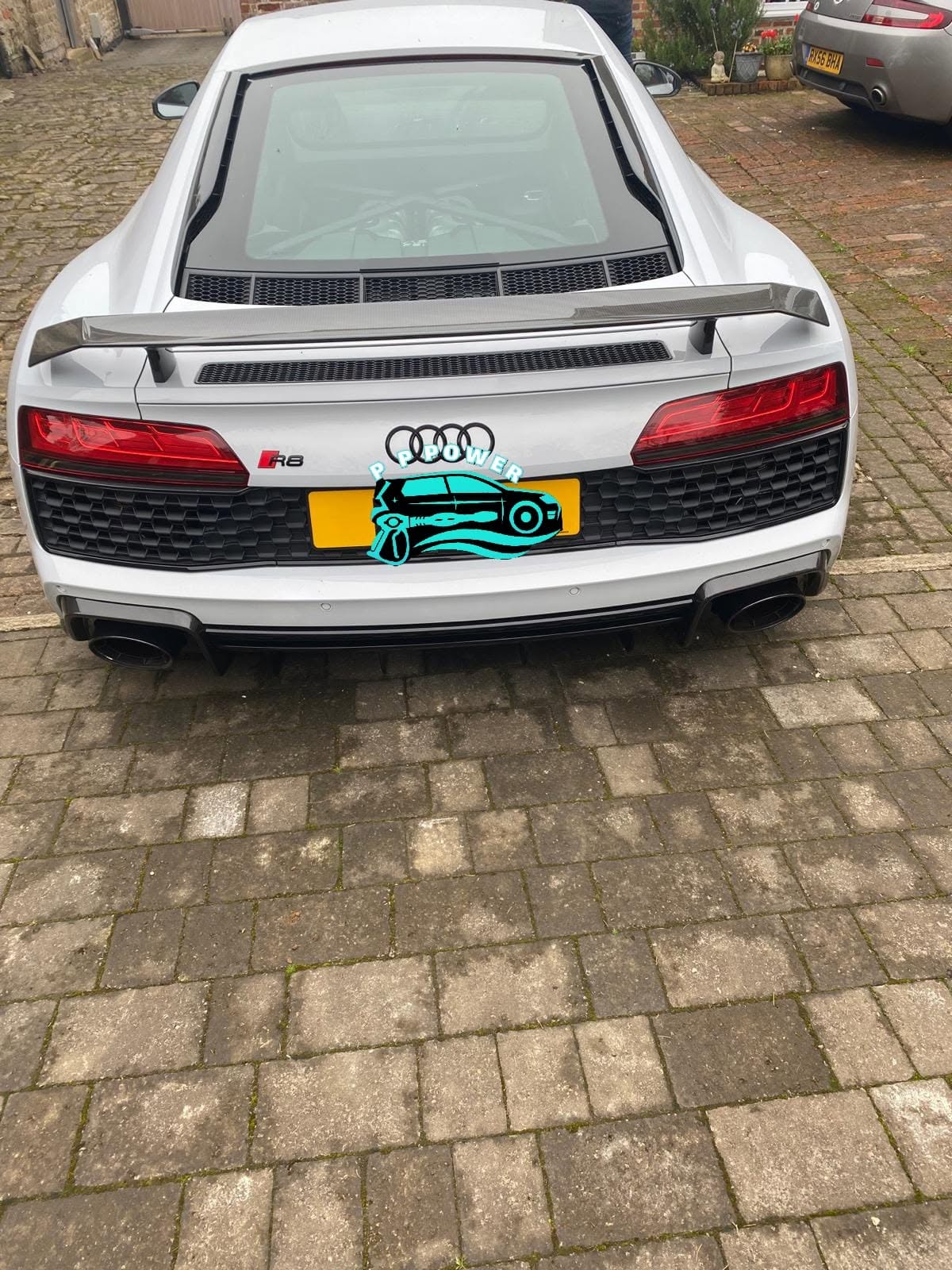 White Audi R8 cleaned inside and out by P.P Power Detailing